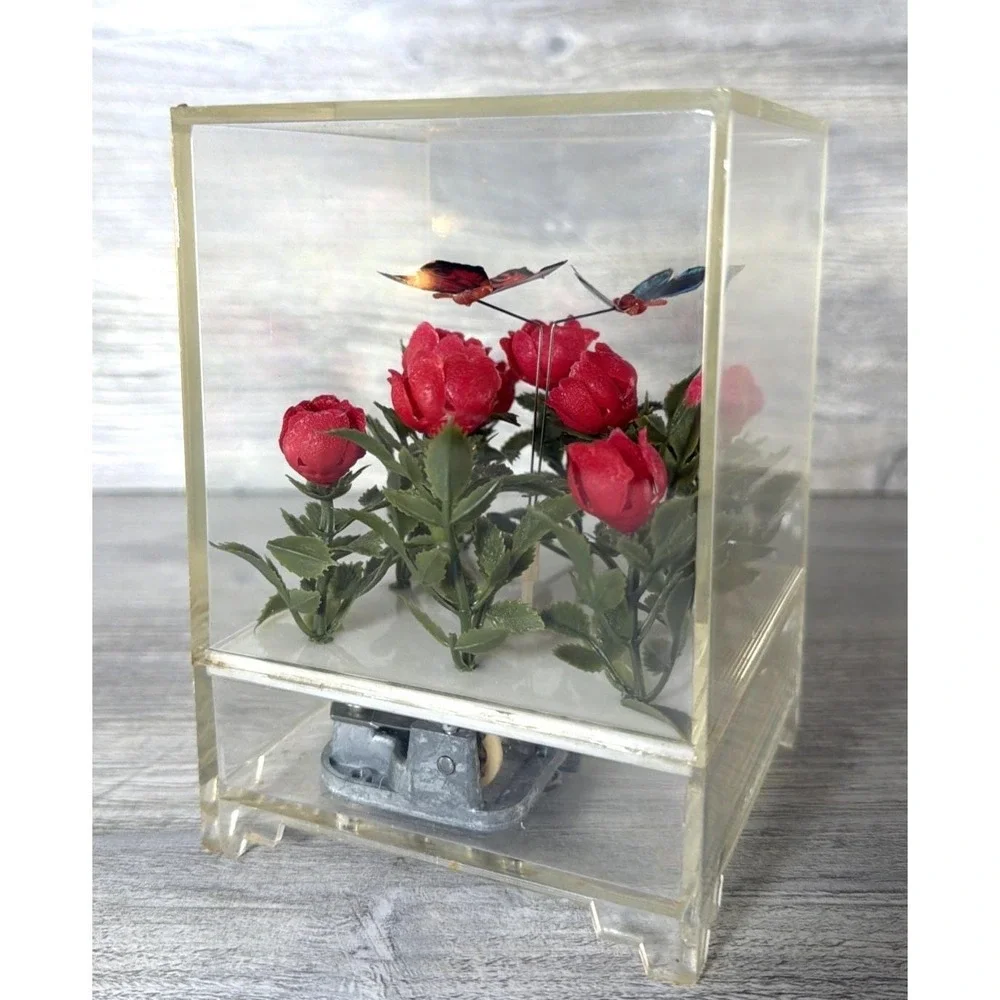 Vtg Lucite Music Box Butterfly Butterflies Red Flowers Moving Spinning 70s Japan - Picture 4 of 8